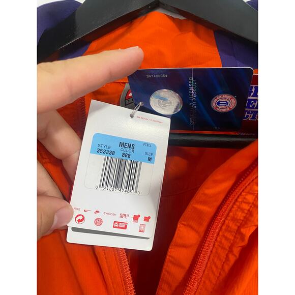 NWT Clemson Tigers Nike FitStorm Windbreaker Size Medium - Picture 6 of 10